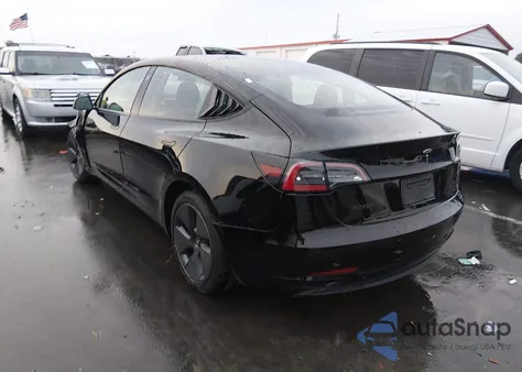 2023 Tesla Model 3 Rear-Wheel Drive z USA, uszkodzony, nr VIN 5YJ3E1EA8PF437097